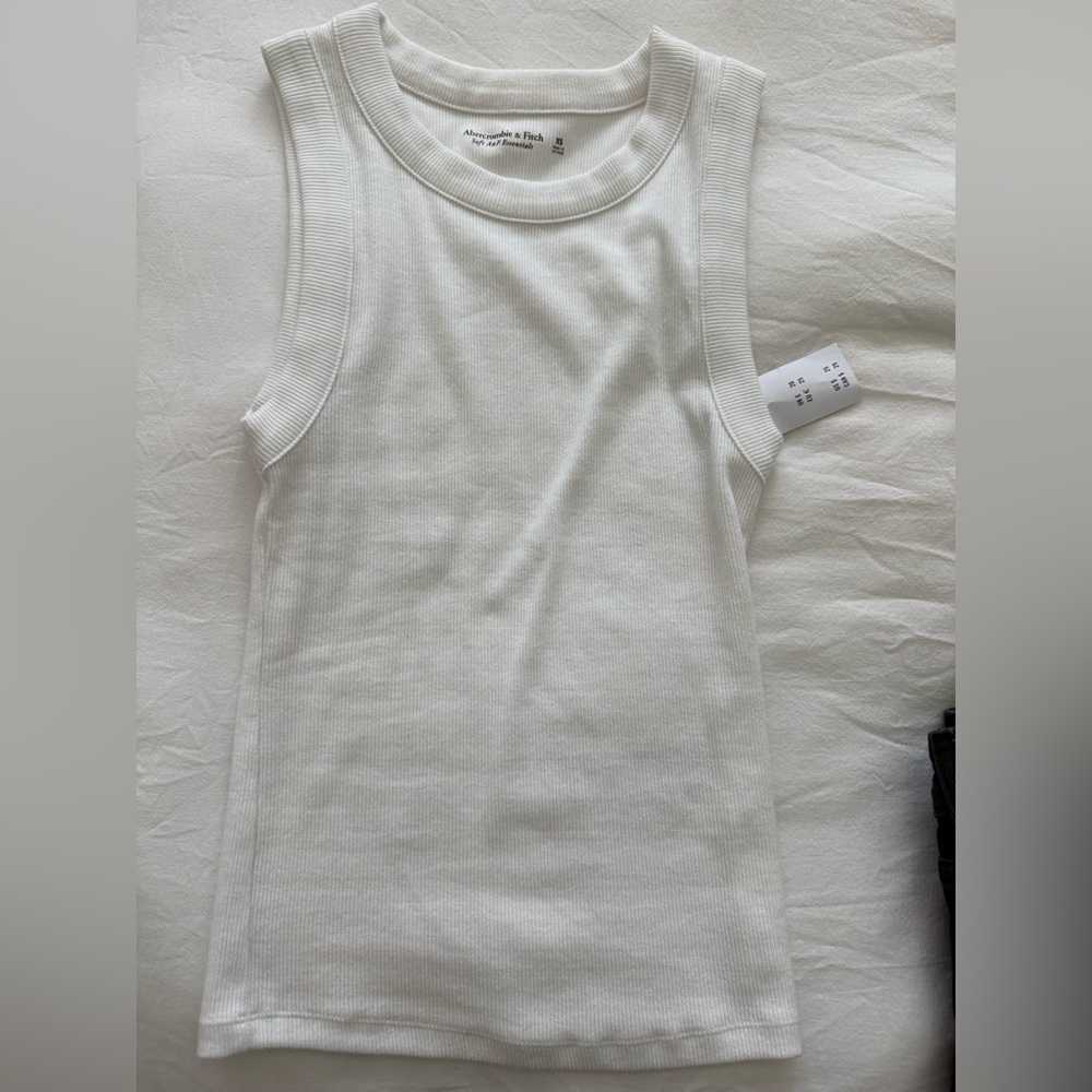 Abercrombie & Fitch white ribbed tank top XS
